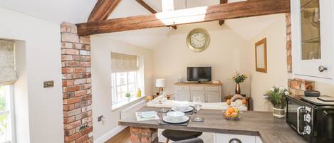 Fridge, dishwasher, electric kettle, toaster