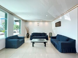 Zona de estar del vestíbulo