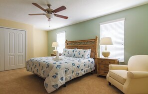 6 bedrooms, iron/ironing board, WiFi, bed sheets - 1472RF-The Retreat at Champions Gate by RedAwning (Davenport)