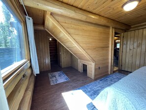 4 bedrooms, free WiFi, bed sheets