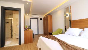 Deluxe-Doppelzimmer | Allergikerbettwaren, individuell dekoriert, individuell eingerichtet