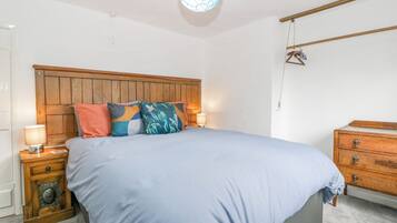 1 bedroom, individually decorated, individually furnished, free WiFi