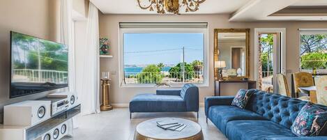 Smart-TV, Stereoanlage