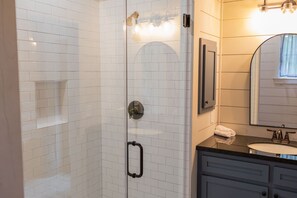 Shower, towels