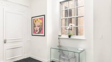 Deluxe Studio (2nd Floor - Unit 204)