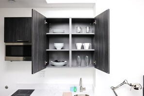 Standard Studio (4th Floor - Unit 406) | Private kitchen | Espresso maker, coffee/tea maker - Maverick Suites at 28 Fenway (Boston)