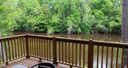 Cozy, Spacious, and Right on the Banks of Rocky Creek, Two Creeks Crossing Resort