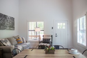 Living area - Cozy, Spacious, and Right on the Banks of Rocky Creek, Two Creeks Crossing Resort (Livingston)