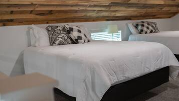 2 bedrooms, bed sheets