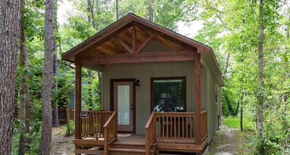 A Cozy Getaway Right on the Water, Two Creeks Crossing Resort