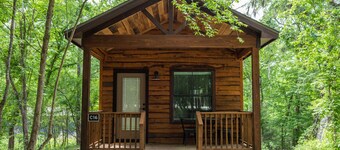 A Cozy Getaway Right on the Water, Two Creeks Crossing Resort