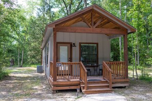 Exterior - The Perfect Retreat from you Cares and Worries, Two Creeks Crossing Resort (Livingston)
