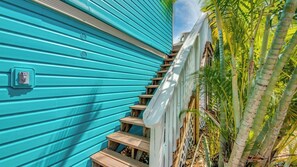 تفاصيل الفندق من الخارج