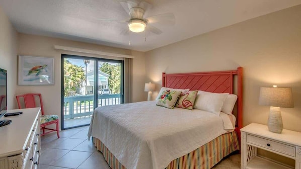 6 bedrooms, iron/ironing board, free WiFi, bed sheets