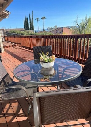 Outdoor dining - The Cottage at Harwood Farms #3462124. Also see the Bunkhouse VRBO # 4546130. (Los Gatos)