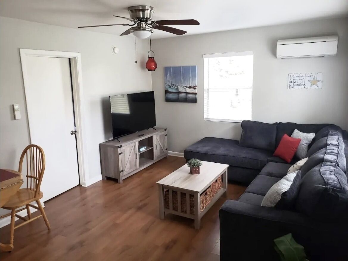 NEW! 2 bedroom sitting directly on Historic Pinellas Trail!