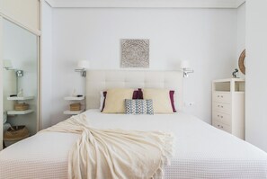 1 bedroom, iron/ironing board, WiFi, bed sheets - Home2Book Urban Beach Hideaway Las Palmas (Las Palmas de Gran Canaria)