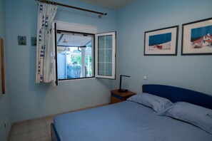 9 bedrooms, WiFi, bed sheets - ΜΟΝΤΕΡΝΑ ΕΞΟΧΙΚΗ ΚΑΤΟΙΚΙΑ (Agiokampos)