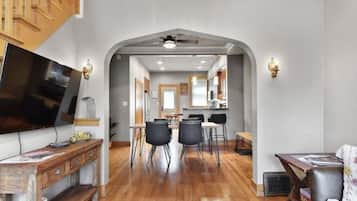 TV connectée, cheminée