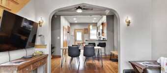 Historic Rowhome in Downtown-Little Italy