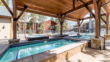 Outdoor pool, a heated pool