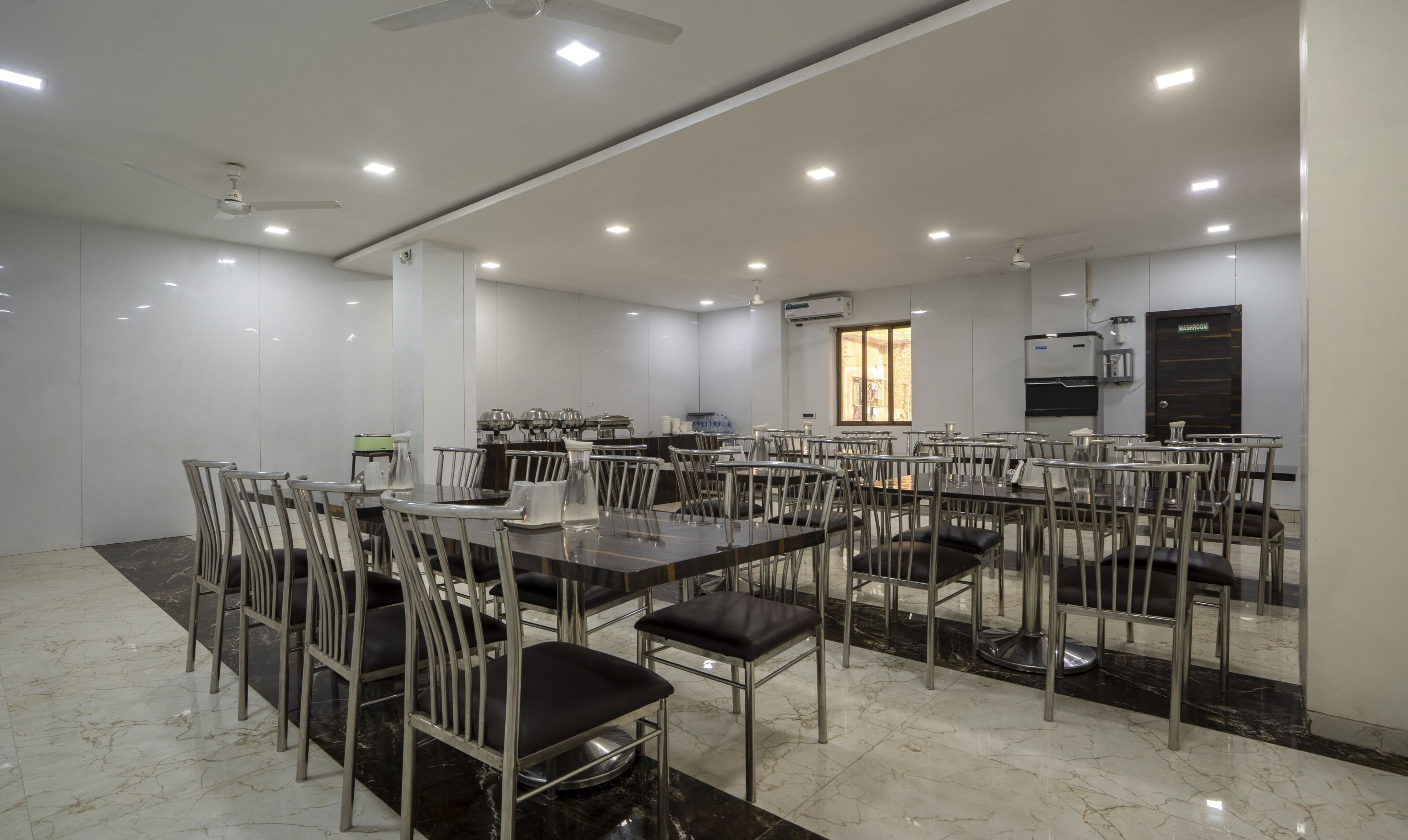 Photo - Treebo Zaid International Powai