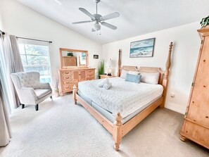 4 chambres, fer et planche à repasser, Wi-Fi, draps fournis