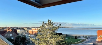 Maisonettewohnung mit Einem Gigantischen Blick Auf's Meer und den Amrumer Leuchtturm, das Erwartet Sie in der Ferienwohnung "brandung" in Wittdün auf Amrum!