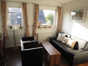 Living area - Vacation apartment Kogge (Wittdün auf Amrum)