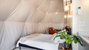 1 habitación y ropa de cama