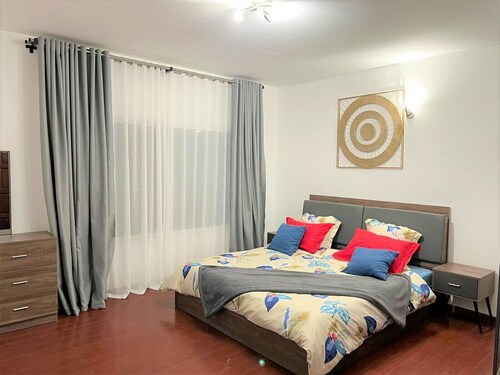 1 Bedroom Air-conditioned Apartment 70 m² - Kitchen and Terrace - Shared Pool