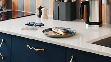 Classic Apartment | Private kitchen | Fridge, microwave, stovetop, dishwasher