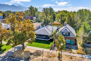 Exterior - Uniquely Furnished Chic Home in Salt Lake City! (Salt Lake City)