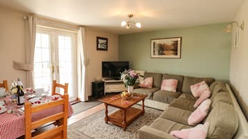 Cottage | Living area