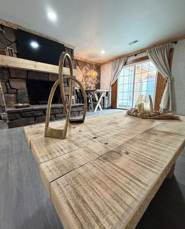 Interior - small rental for couple gateway (Dalton)