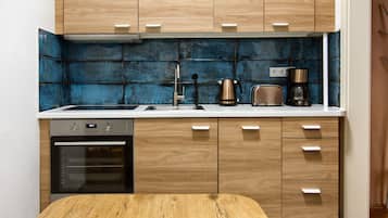 Departamento exclusivo | Cocina privada | Congelador y toallas de papel