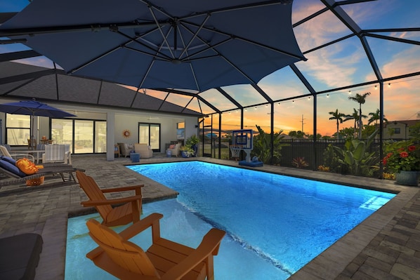 Outdoor pool, a heated pool