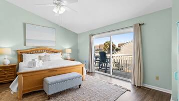 1 slaapkamer, een strijkplank/strijkijzer, wifi, beddengoed