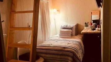 2 bedrooms