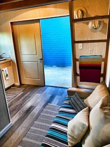 Unique Tiny House-Farm stay