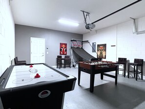 Spielezimmer