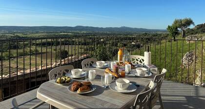 GĂźte de Charme avec Vue imprenable en Sud-ArdĂšche