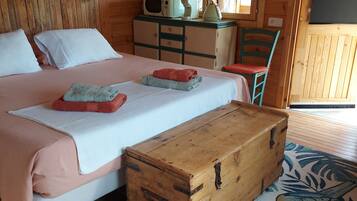 2 chambres, draps fournis