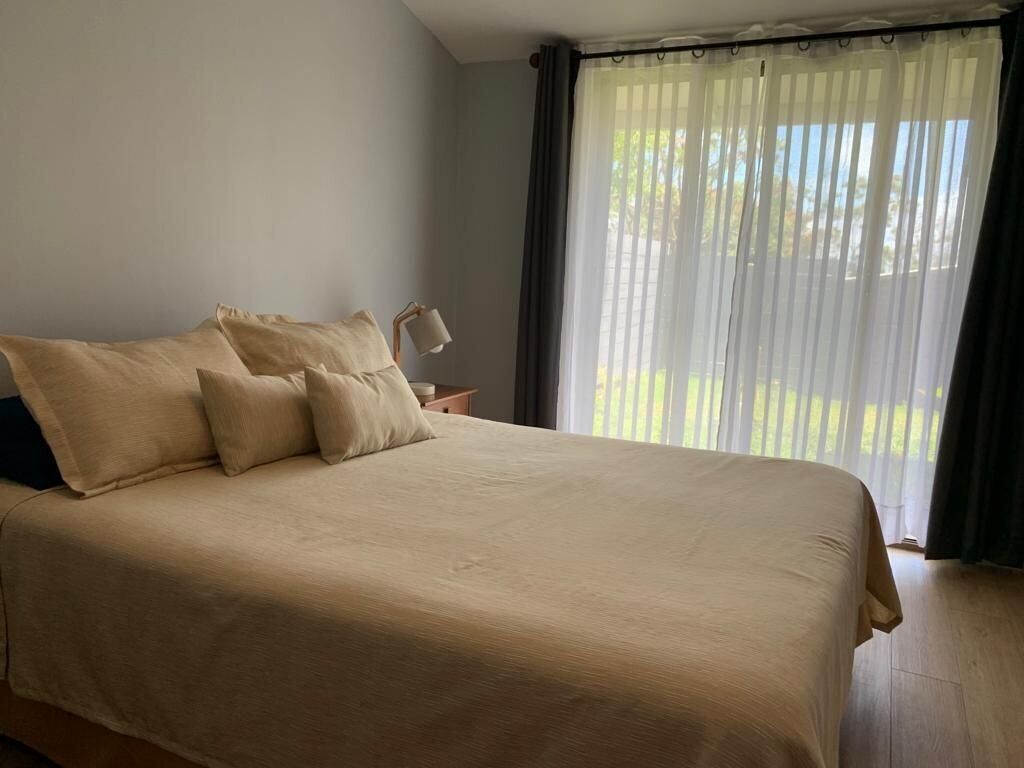 3 bedrooms, bed sheets