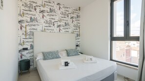 1 habitación, tabla de planchar con plancha, wifi gratis y ropa de cama 