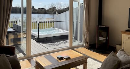 Medway Hot Tub Lodge