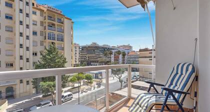 City Apartment with Pool by Costarentals - Ref 216