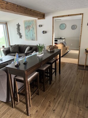 スマートテレビ、テレビゲーム、DVD プレーヤー、書庫