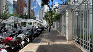 Bagian depan properti