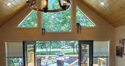 The Lakeview Cabin- 1 bedroom